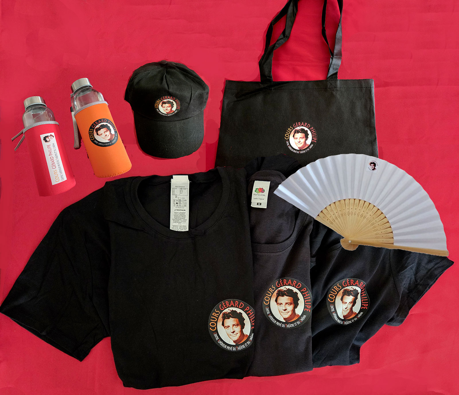 vente T-shirts, sweat- shirts, gourdes, casquettes, Tote bag...